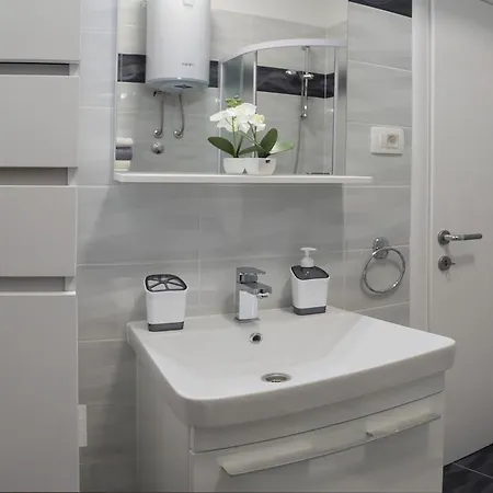 Sevilja Apartment *